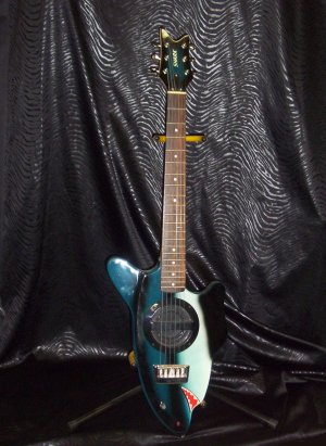 Shark Guitar - ID: 36